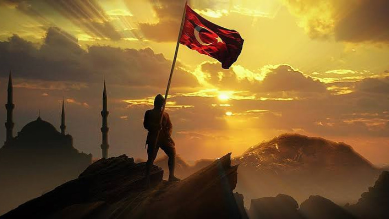 HÜR YAŞADIM HÜR YAŞARIM; BAĞIMSIZLIK MÜCADELESİ
